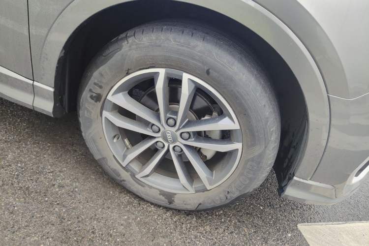 Used Audi Q3 2020 35 TFSI Ambition Dynamic Edition Right Front Wheel Hub