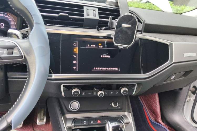 Used Audi Q3 2020 35 TFSI Fashion Dynamic Model Audio And AC Panel