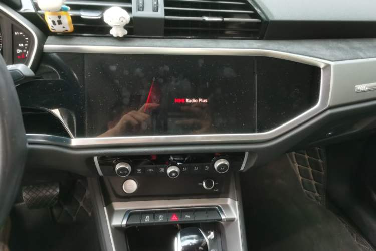 Used Audi Q3 2020 35 TFSI Fashion Dynamic Model Audio And AC Panel
