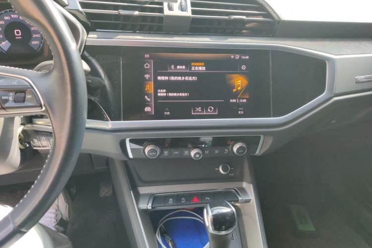 Used Audi Q3 2020 35 TFSI Ambition Dynamic Edition Audio And AC Panel