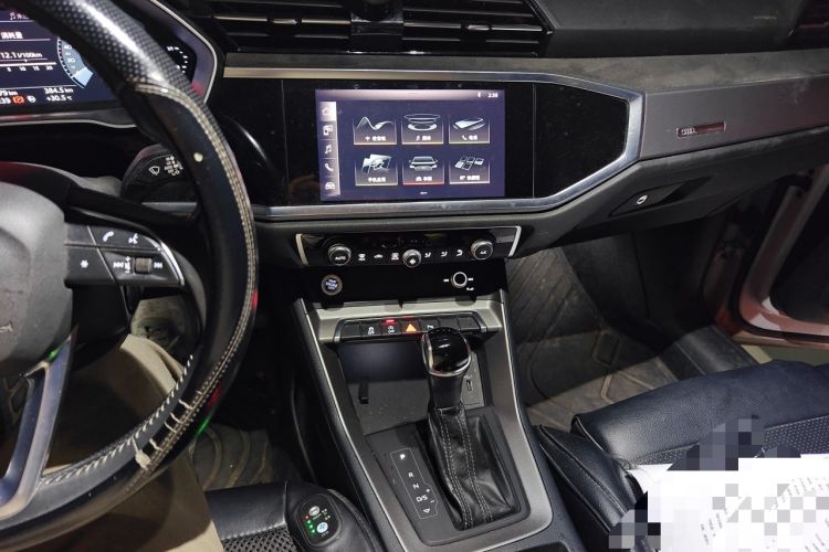 Used Audi Q3 2020 35 TFSI Ambition Dynamic Edition Audio And AC Panel
