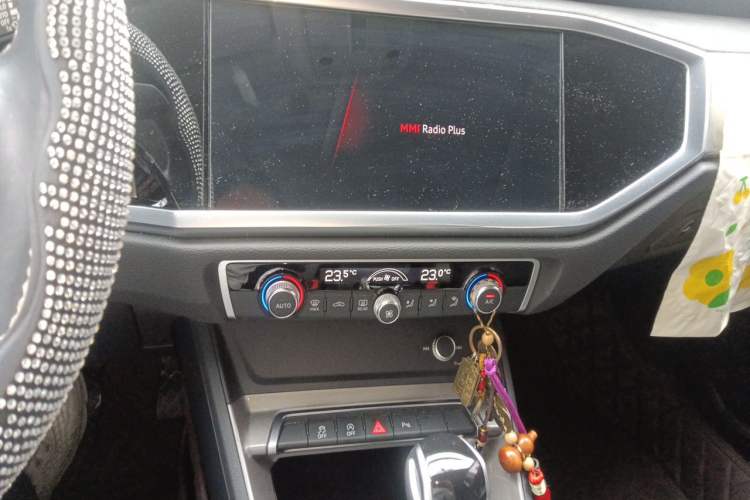 Used Audi Q3 2020 35 TFSI Ambition Dynamic Edition Audio And AC Panel