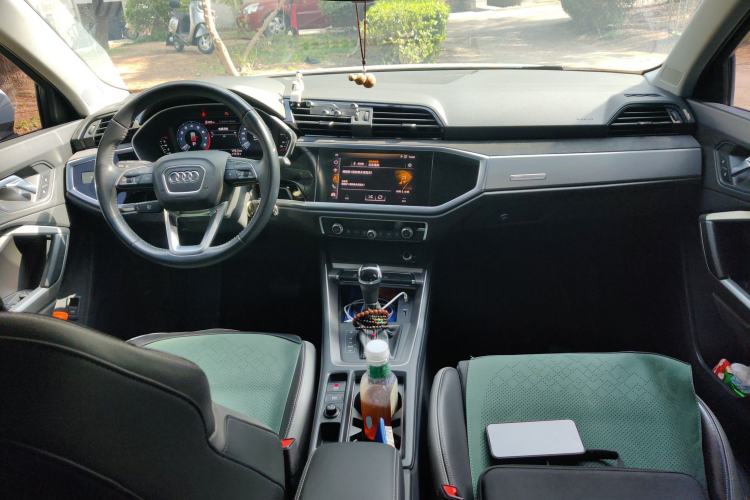 Used Audi Q3 2020 35 TFSI Ambition Dynamic Edition Center Console