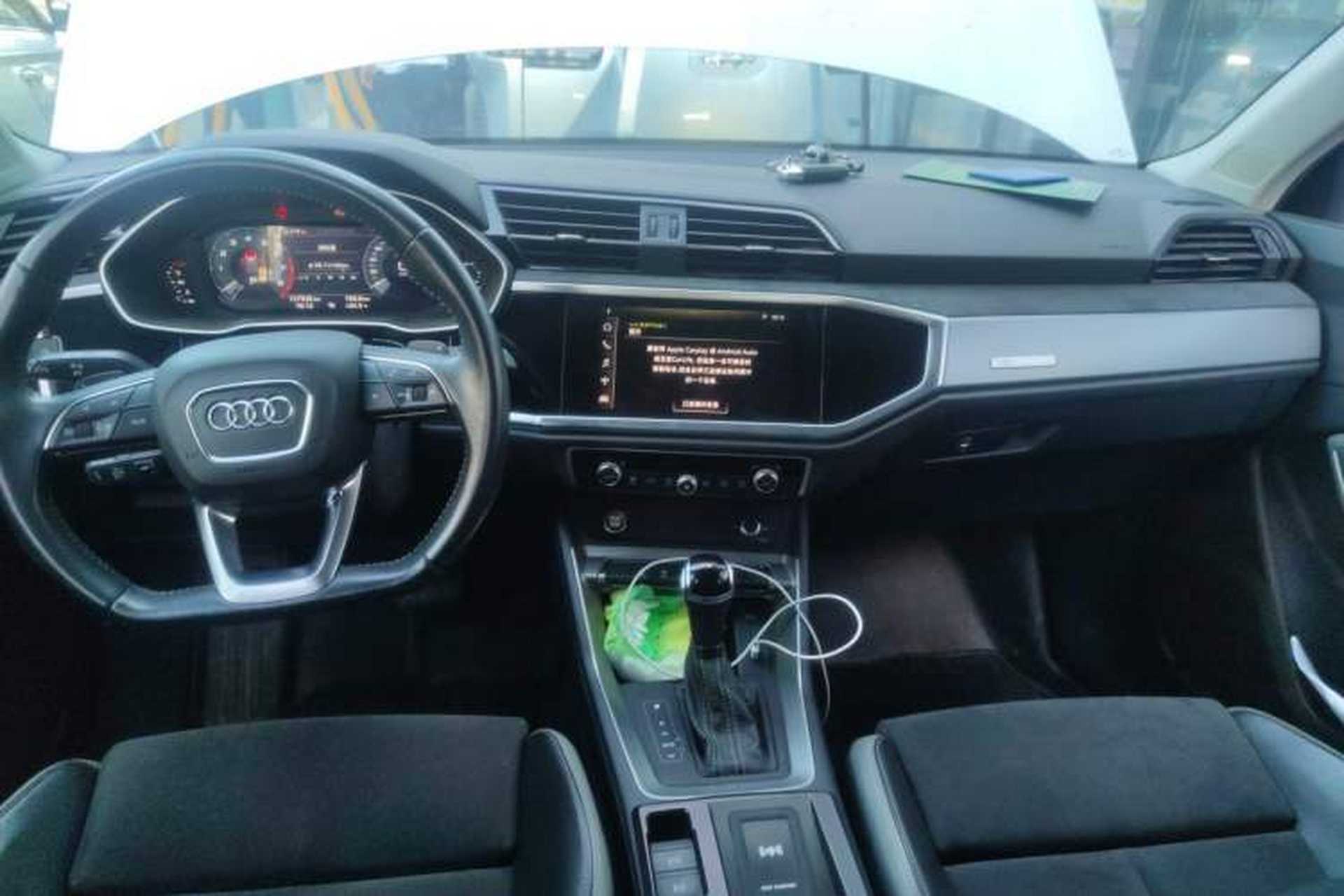 Used Audi Q3 2020 35 TFSI Fashion Dynamic Model Center Console