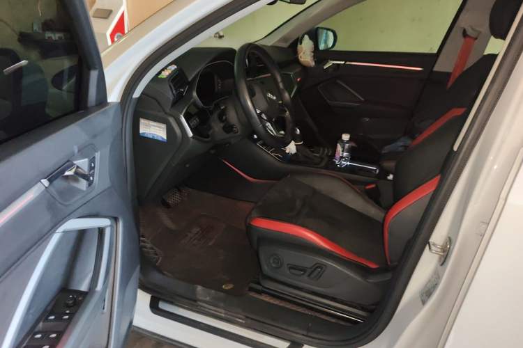 Used Audi Q3 2020 35 TFSI Ambition Dynamic Edition Driver Seat