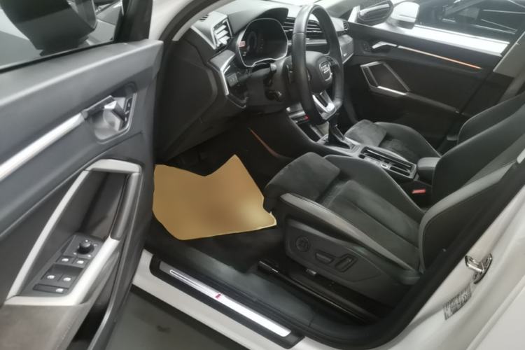 Used Audi Q3 2020 40 TFSI Fashion Dynamic Model Driver Seat