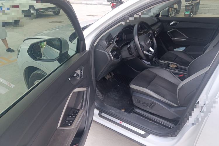 Used Audi Q3 2020 35 TFSI Fashion Dynamic Model Driver Seat