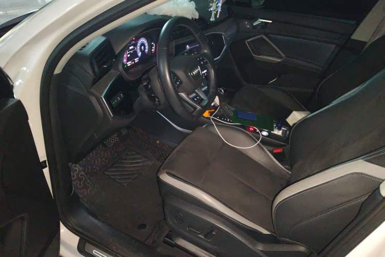 Used Audi Q3 2020 35 TFSI Fashion Dynamic Model Driver Seat