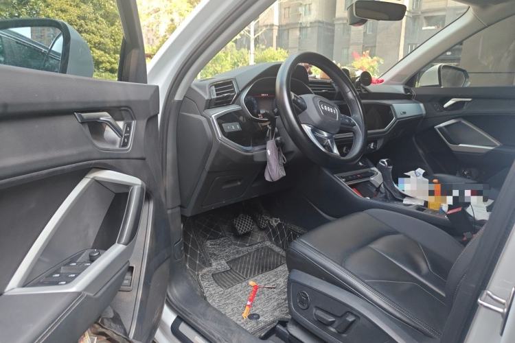 Used Audi Q3 2020 35 TFSI Ambition Style Edition Driver Seat