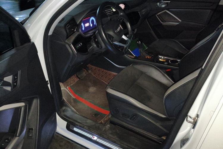 Used Audi Q3 2020 35 TFSI Fashion Dynamic Model Driver Seat