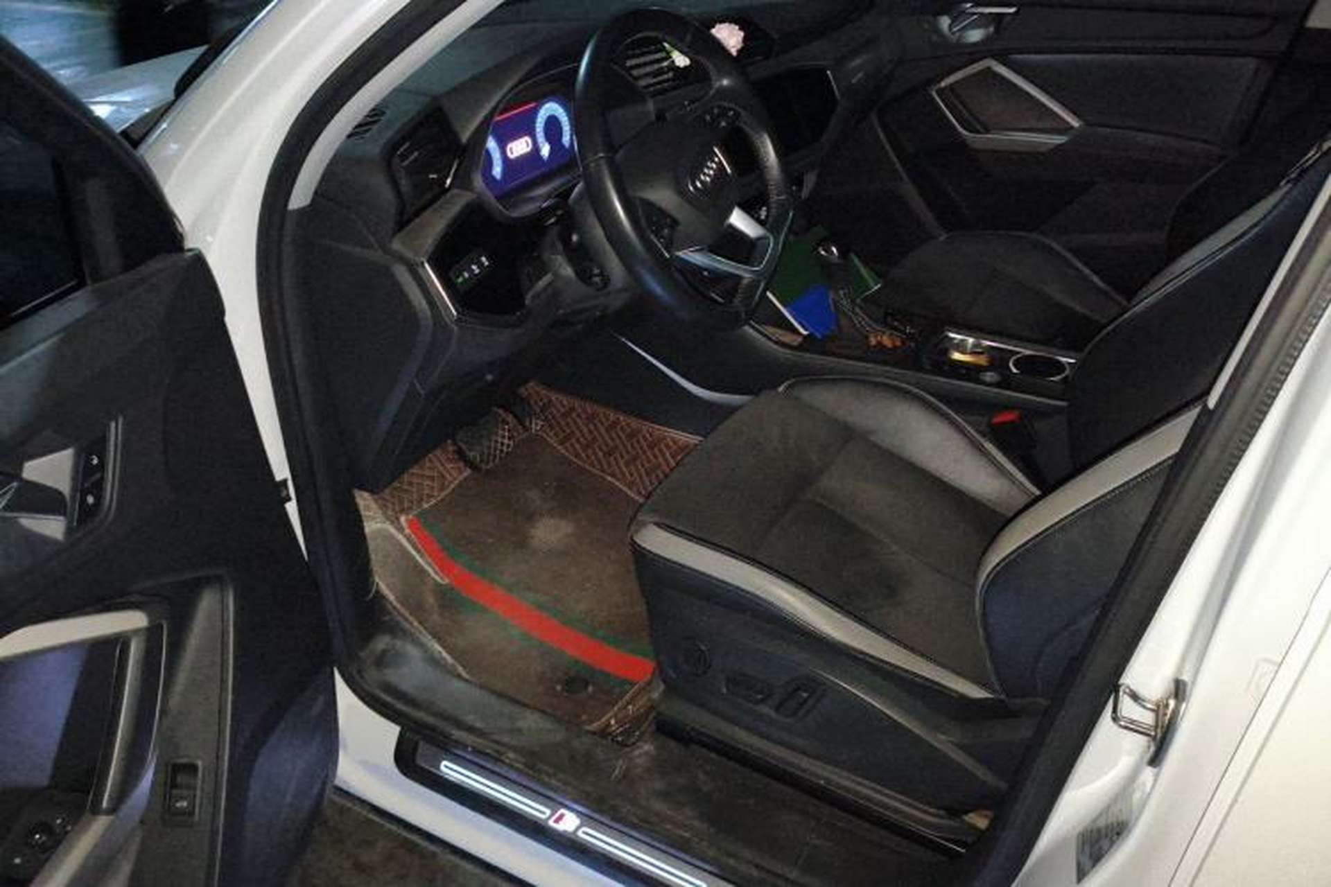 Used Audi Q3 2020 35 TFSI Fashion Dynamic Model Driver Seat