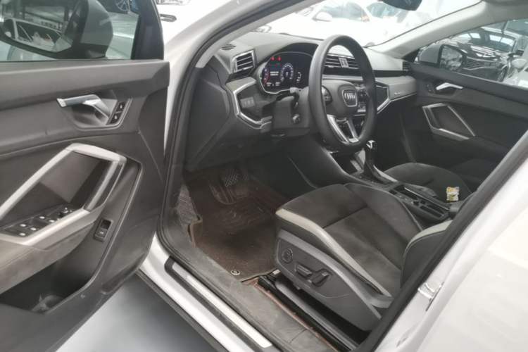 Used Audi Q3 2020 35 TFSI Ambition Dynamic Edition Driver Seat