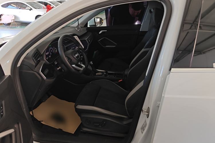 Used Audi Q3 2020 35 TFSI Fashion Dynamic Model Driver Seat