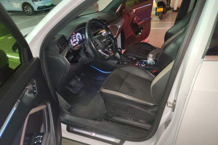 Used Audi Q3 2020 35 TFSI Fashion Dynamic Model Driver Seat