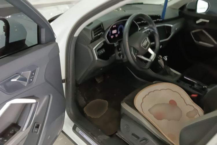 Used Audi Q3 2020 35 TFSI Fashion Dynamic Model Driver Seat