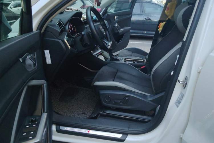 Used Audi Q3 2020 35 TFSI Fashion Dynamic Model Driver Seat