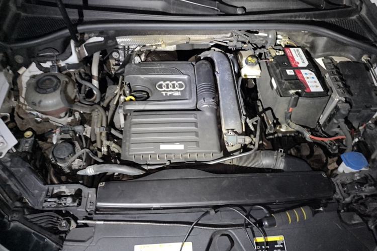 Used Audi Q3 2020 35 TFSI Fashion Dynamic Model Engine Bay