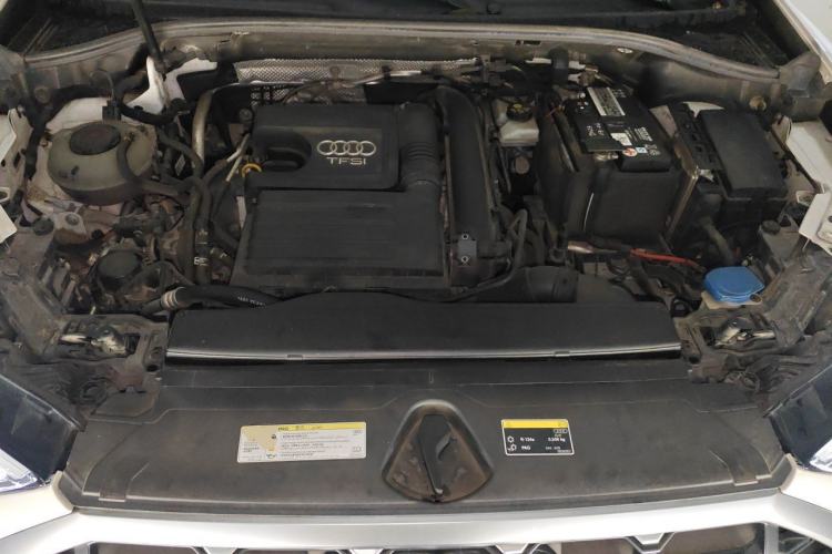 Used Audi Q3 2020 35 TFSI Fashion Dynamic Model Engine Bay
