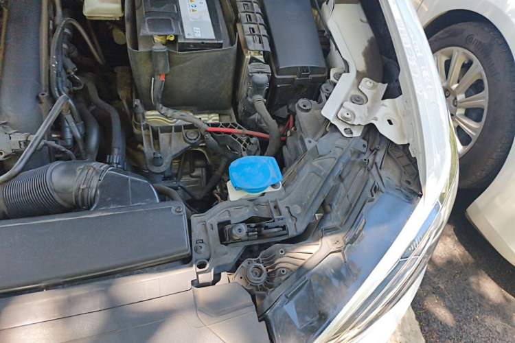 Used Audi Q3 2020 35 TFSI Fashionable and Elegant Model Engine Bay Left