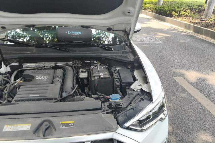 Used Audi Q3 2020 35 TFSI Ambition Dynamic Edition Engine Bay Left