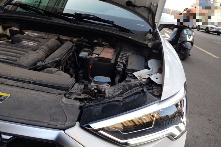 Used Audi Q3 2020 35 TFSI Fashion Dynamic Model Engine Bay Left