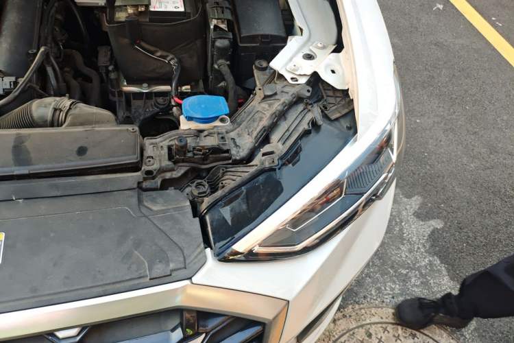 Used Audi Q3 2020 35 TFSI Ambition Dynamic Edition Engine Bay Left