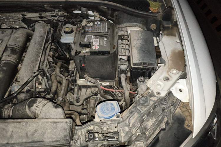 Used Audi Q3 2020 35 TFSI Fashion Dynamic Model Engine Bay Left