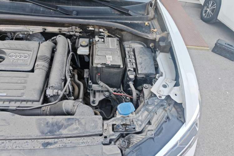 Used Audi Q3 2020 35 TFSI Ambition Dynamic Edition Engine Bay Left