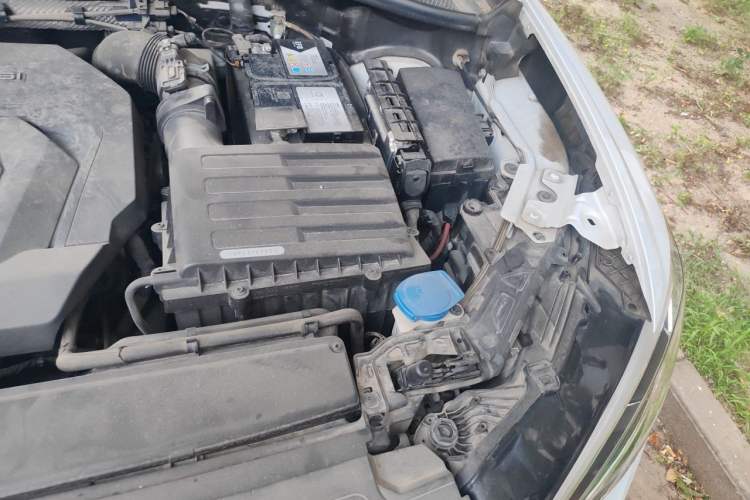 Used Audi Q3 2020 40 TFSI Fashion Dynamic Model Engine Bay Left