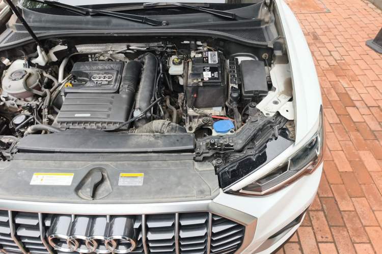 Used Audi Q3 2020 35 TFSI Fashionable and Elegant Model Engine Bay Left