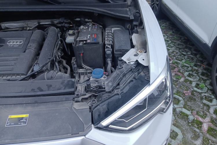 Used Audi Q3 2020 35 TFSI Ambition Dynamic Edition Engine Bay Left