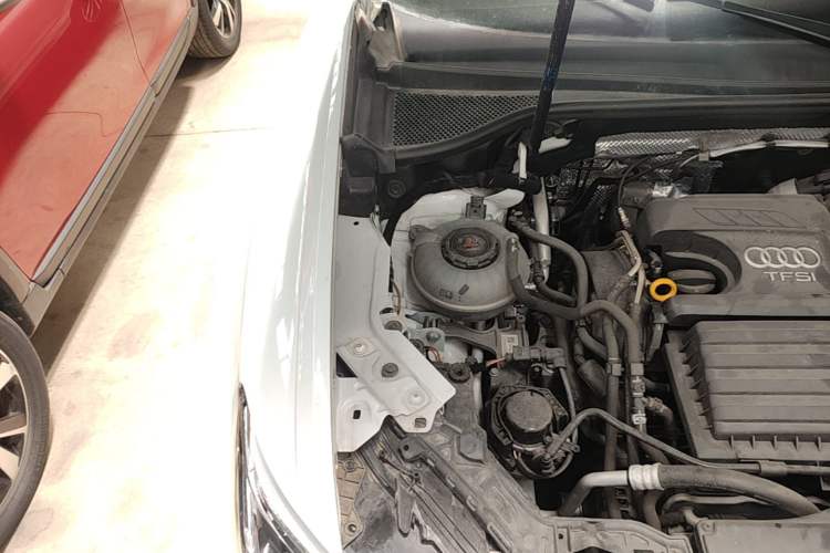 Used Audi Q3 2020 35 TFSI Ambition Dynamic Edition Engine Bay Right