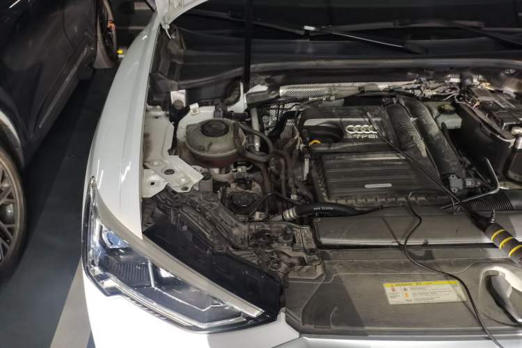 Used Audi Q3 2020 35 TFSI Ambition Dynamic Edition Engine Bay Right