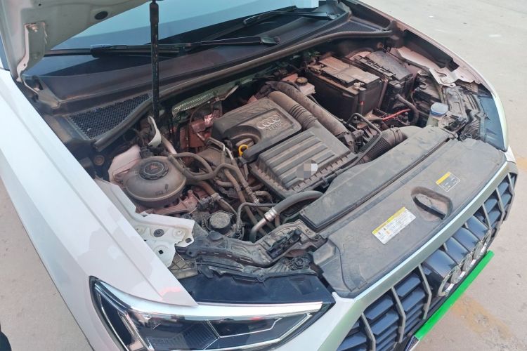Used Audi Q3 2020 35 TFSI Fashionable and Elegant Model Engine Bay Right