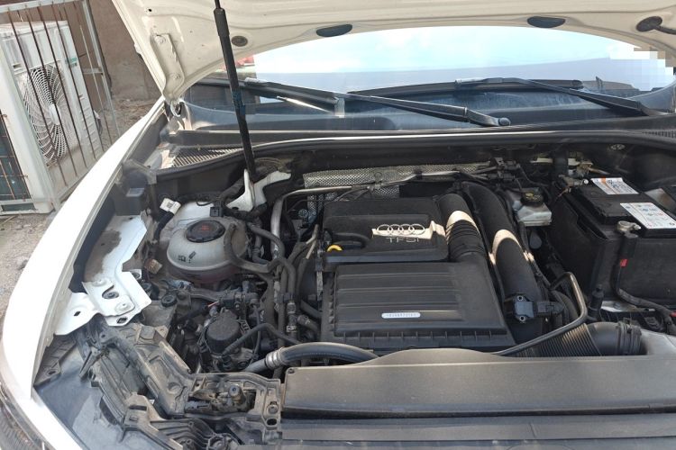 Used Audi Q3 2020 35 TFSI Ambition Style Edition Engine Bay Right