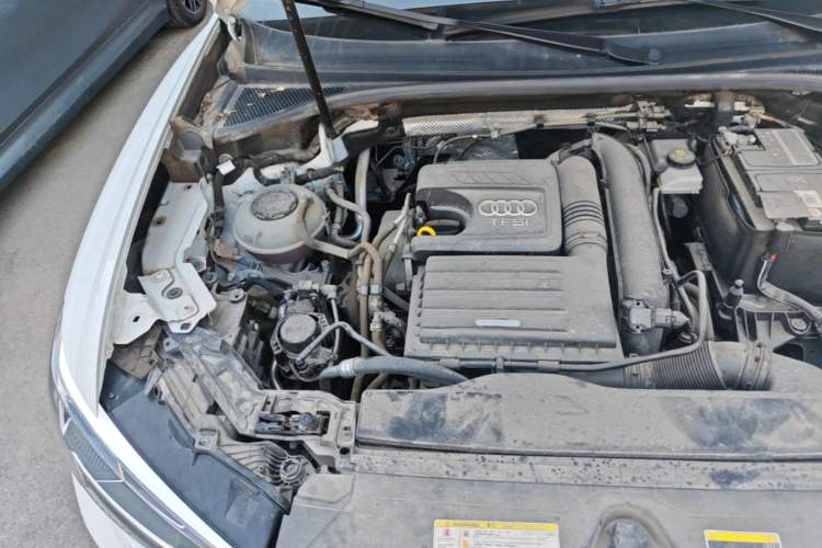 Used Audi Q3 2020 35 TFSI Ambition Dynamic Edition Engine Bay Right