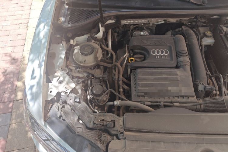 Used Audi Q3 2020 35 TFSI Fashionable and Elegant Model Engine Bay Right