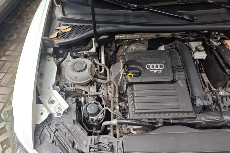 Used Audi Q3 2020 35 TFSI Ambition Dynamic Edition Engine Bay Right