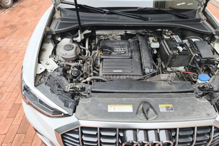 Used Audi Q3 2020 35 TFSI Fashionable and Elegant Model Engine Bay Right
