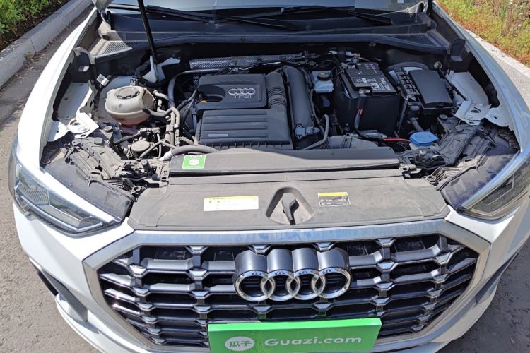 Used Audi Q3 2020 35 TFSI Fashion Dynamic Model Engine Bay