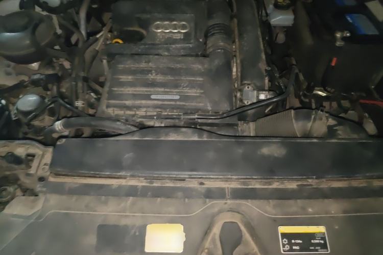 Used Audi Q3 2020 35 TFSI Fashion Dynamic Model Engine Bay