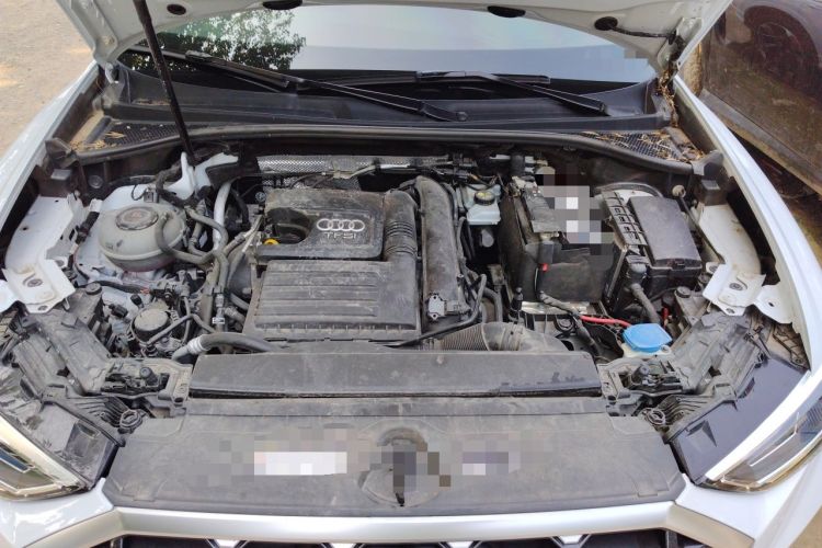 Used Audi Q3 2020 35 TFSI Fashion Dynamic Model Engine Bay