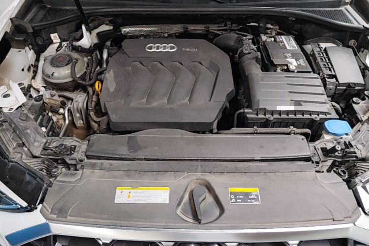 Used Audi Q3 2020 40 TFSI Fashion Dynamic Model Engine Bay