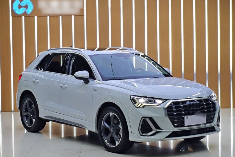Used Audi Q3 2020 35 TFSI Fashion Dynamic Model Exterior 1