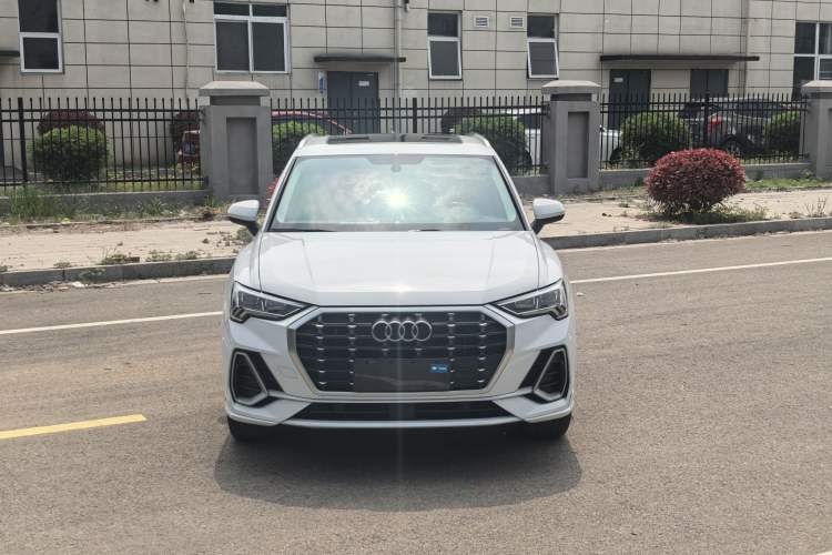 Used Audi Q3 2020 35 TFSI Fashion Dynamic Model Exterior 1
