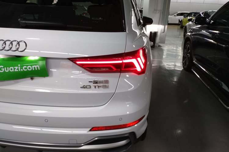 Used Audi Q3 2020 40 TFSI Fashion Dynamic Model Exterior 2
