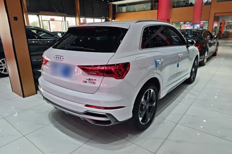 Used Audi Q3 2020 35 TFSI Fashion Dynamic Model Exterior 3