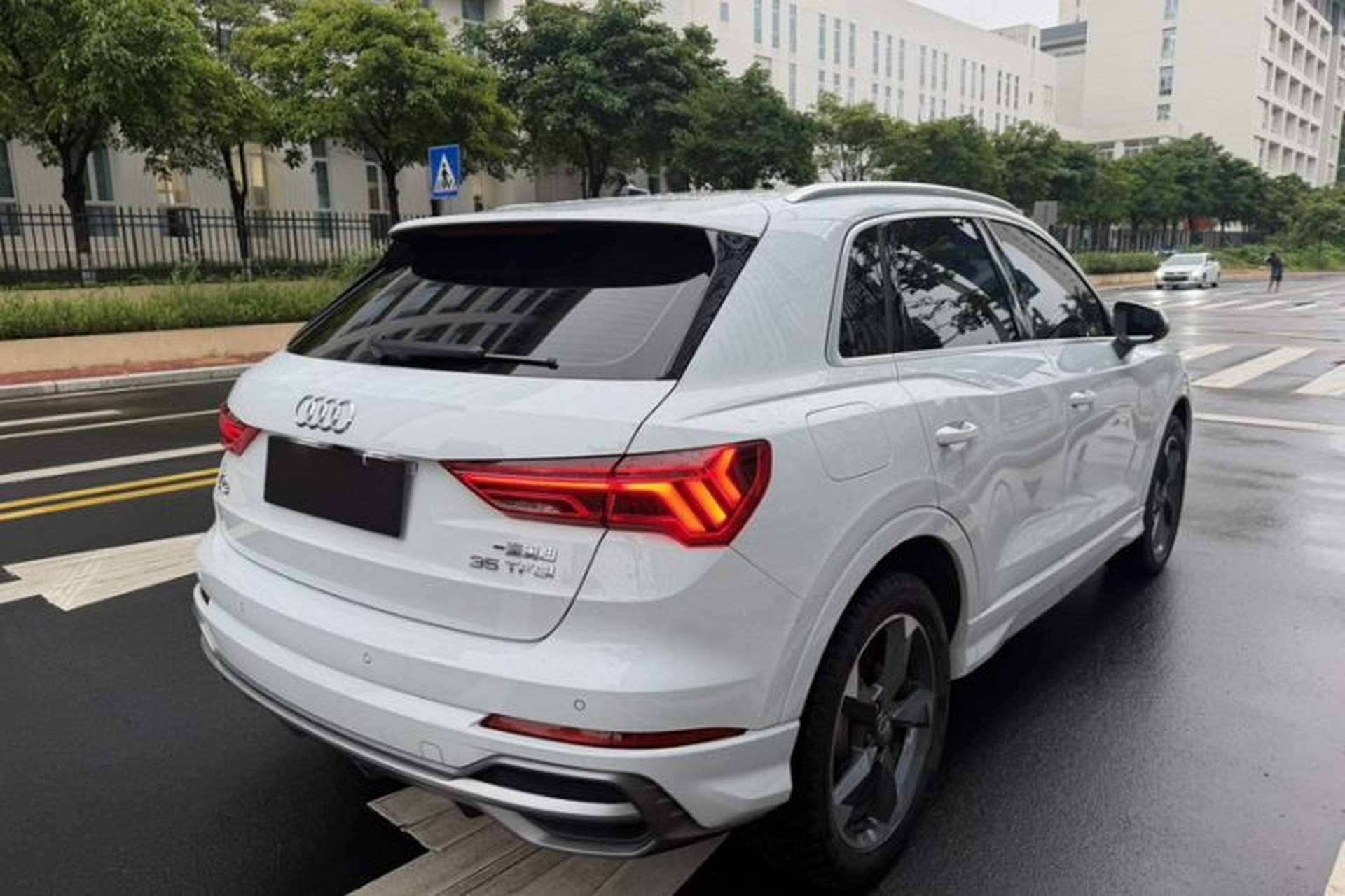 Used Audi Q3 2020 35 TFSI Fashion Dynamic Model Exterior 7