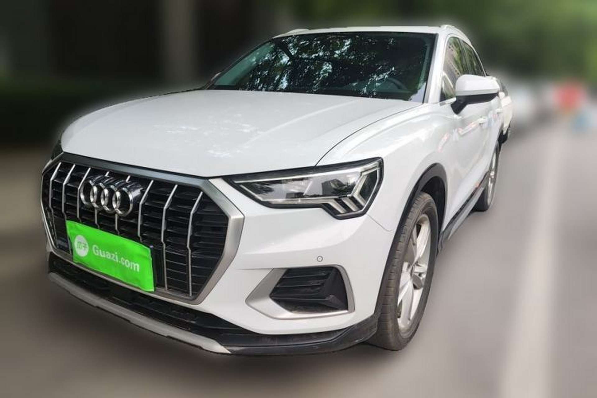 Used Audi Q3 2020 35 TFSI Fashionable and Elegant Model Front Left 45 Deg