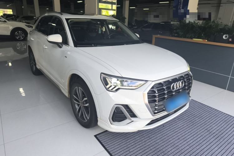 Used Audi Q3 2020 35 TFSI Ambition Dynamic Edition Front Right 45 Deg
